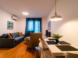 Flexible SelfCheckIns 107 - Zagreb - Garage - Loggia - Bedroom