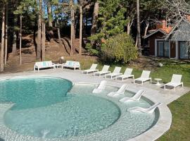 Punta Cerezo Apart, Wellnesshotel in Carilo