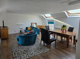 Longden Court Mews, hotel con bañera de hidromasaje en Buxton