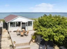 2 Bedroom Awesome Home In Otterup