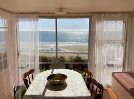 By the Seashaw - Hosted by Lorna, Michael & Katja