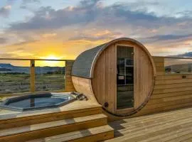 Þingvallavatn Hot Tub Sauna 2024 Built Cabin