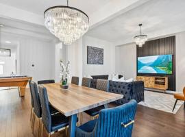 Luxury Vacation Home Near Lake Pool Table, Hotel in Barrie