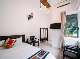 Ethnic House Jr