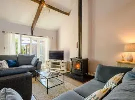 4 Bed in Holt 88678