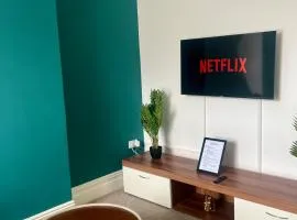 Spacious Haven Near University of Leicester