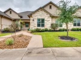 Gorgeous College Station Townhome with Patio!