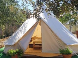 Camping Ciudad del Ciclismo - Glamping, Hotel in Cervera del Maestre
