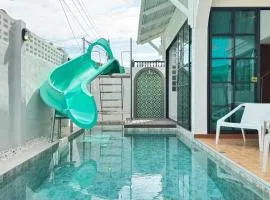 Boom Villa