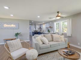 Family Home 4 Mi to Dtwn Temple! Bring Your Pet, hotel din Temple