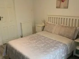 Large double room OVO Wembley stadium