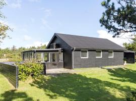 3 Bedroom Nice Home In Vestervig, luxury hotel in Vestervig