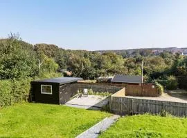 2 Bedroom Lovely Home In Thisted