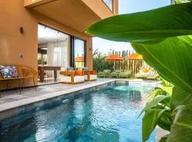 Villa ZINA I Luxe I Piscine chauffée I Wifi I Proche centre Ville