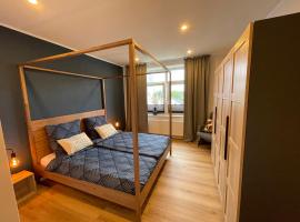 Moderne Wohnung - renoviert 2024, hotel em Solingen
