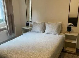 Modern apartment with garden in Antwerp, 15min from City center