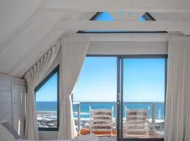 Scarborough Loft