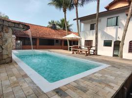 Casa linda Piscina 6 quartos Bertioga, hotel a Bertioga