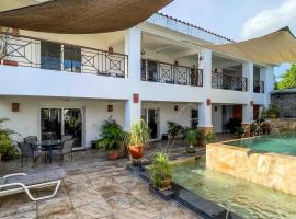 Quinta Alberto Boutique Hotel，聖布拉斯的有停車位的飯店