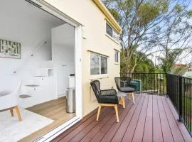 Cute 1-Bed Tiny House with Garden in Nature