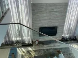 Casa de Luxo no Condomínio Enseada