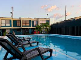 Casa Privada Vacacional a 2m del Aeropuerto Eden, 20m del Parque Del Cafe y Armenia tiene Piscina, Jacuzzi, Sauna By Molca Xperiences, Hotel in La Tebaida