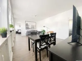 Modern & Chic Apartments with Terrace or Balcony