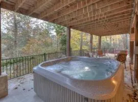Riverwatch on the Toccoa Relax by the river and soak in the hot tub