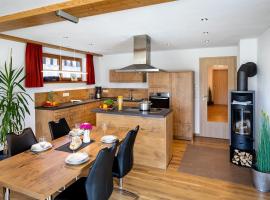 Landhaus Knestel Scheunenglück, готель у місті Lengenwang