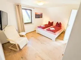 Urlaubsmagie - Ferienwohnung Brombeere - direkt am Wanderweg