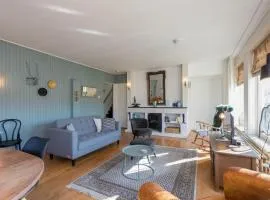 Welcome in - Vakantiewoning in het centrum met tuin en airco I Oranjeplein 23, Zoutelande