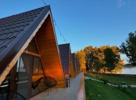 Potcoava Dunarii โรงแรมในSuhaia