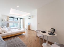 Forfam at Ekkamai, Hotel in Khlong Toei