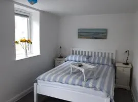 Seventy Seven Guest Suite