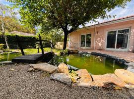 Jim et Otta, Gîte dogfriendly, 3 étoiles tourisme, 200m de la forêt, hotel a Mont-de-Marsan