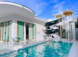 PNT LUXURY JOMTIEn