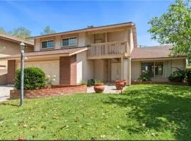 Valley Gem, spacious 5 bedroom 3 bath, sleeps 11