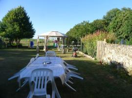 location thezacaise, Hotel in Thézac