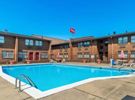 Red Roof Inn & Suites Lexington - Hamburg