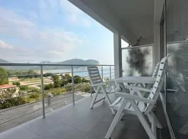 Apartments Sea Side