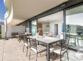 ViVi Homes - Higueron Premium Wellness, Sauna, Pool & Hot tub