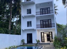 Ocean Crest Apartments, hotel v destinaci Mihiripenne