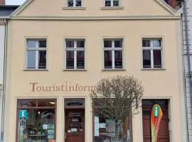 Tangermünde Zum S c h m u c k Giebel - Pension & FeWo