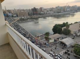 شقة فندقية مطلة على النيل, ξενοδοχείο σε Μανσούρα