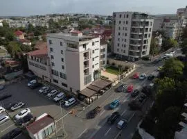 Hotel City