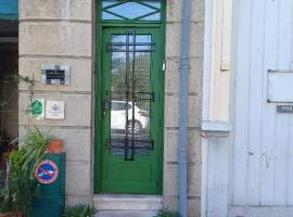 Villa des Chats, hotel v destinaci Calais