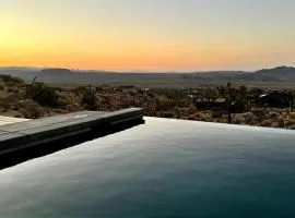 Rockwood House with Pool and Spa