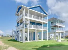 Modern Galveston Vacation Rental Steps to Beach!