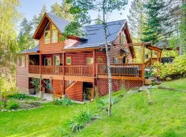 Dreamy Alpine Cabin with Hot Tub, Fireplace and More!