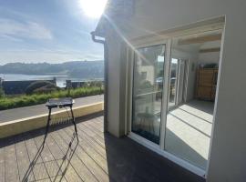 Locquenole - maison avec vue mer, hotel a Locquénolé